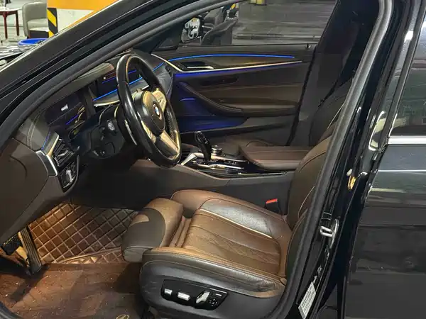 BMW 5 Series 2023