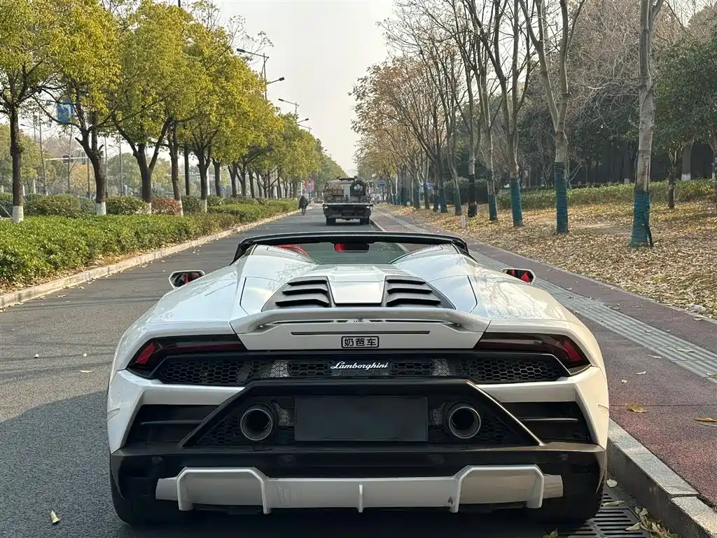Lamborghini Huracán 2022