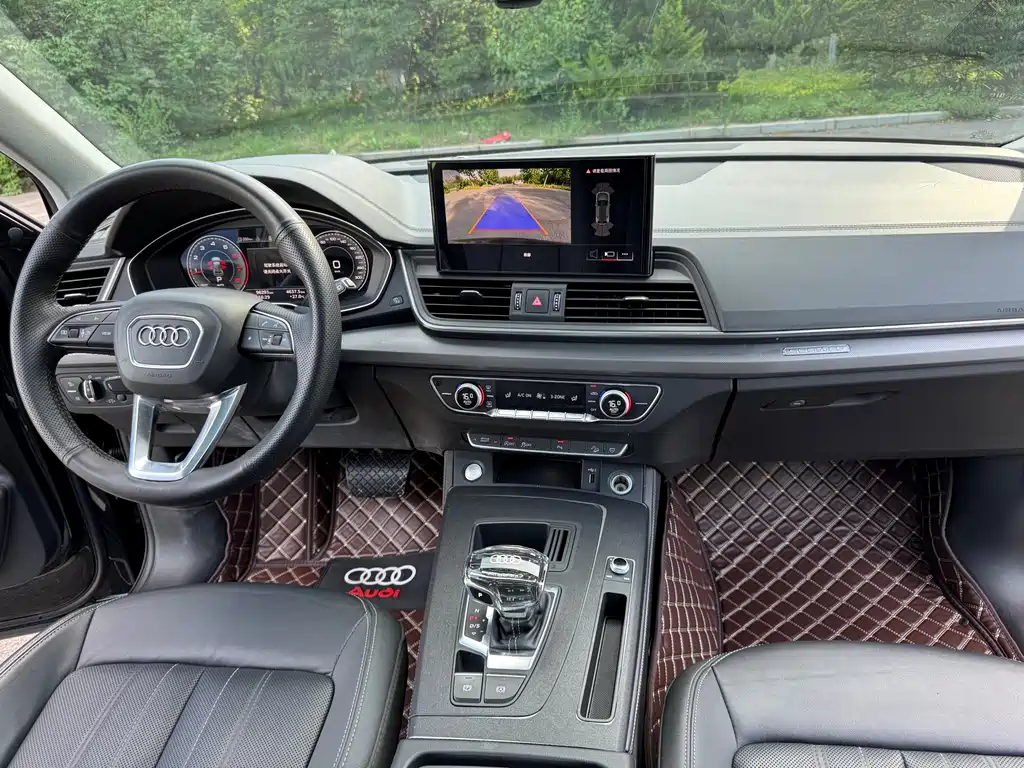 Audi Q5L 2022 — фото 17