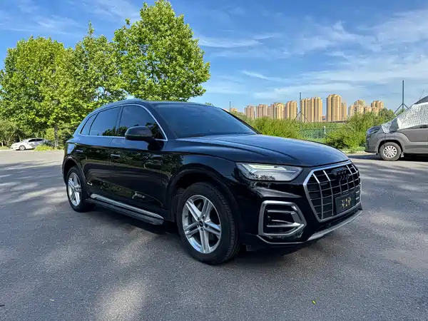 Audi Q5L 2022