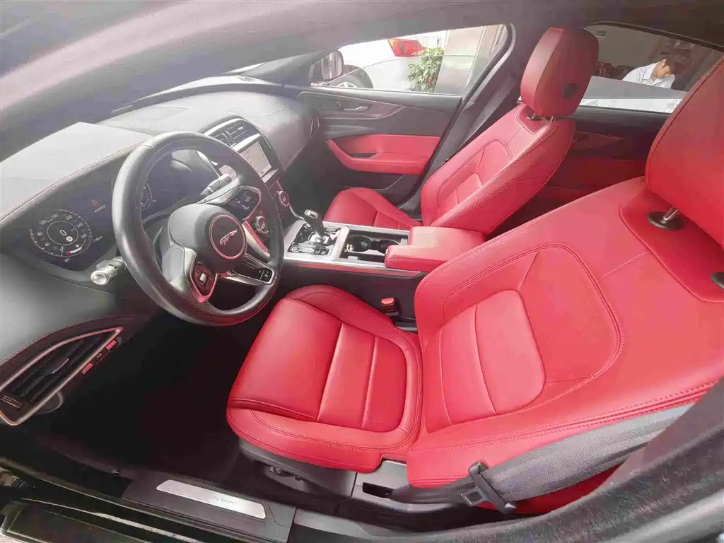 Jaguar XEL 2022 — фото 15