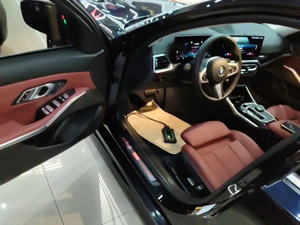 BMW i3 2023 — фото 16