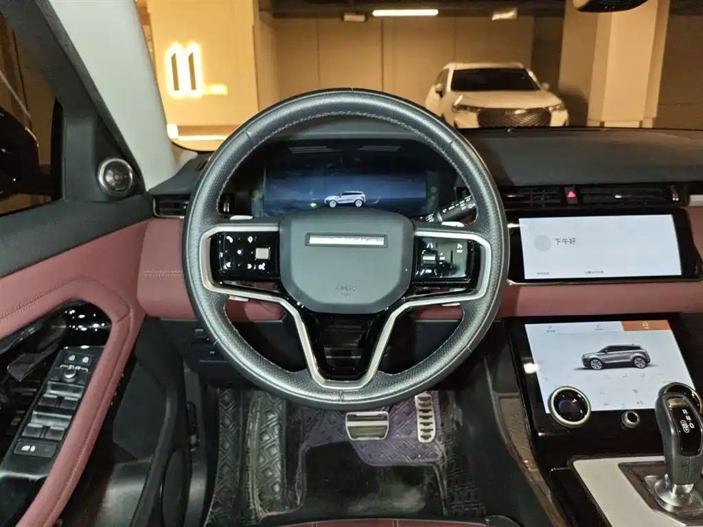 Land Rover Evoque 2024 — фото 11