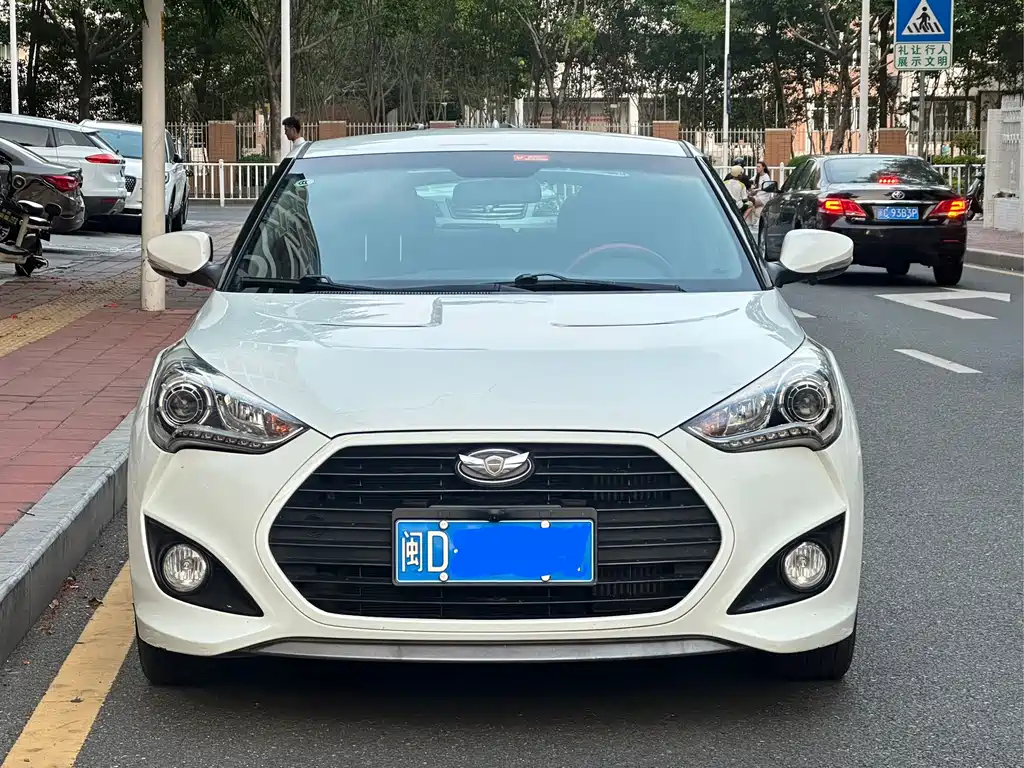 Hyundai Veloster 2013 — фото 2