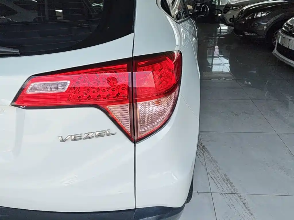 Honda Vezel 2016 — фото 8