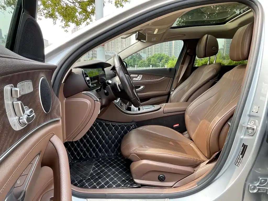 Mercedes-Benz E-Class 2021