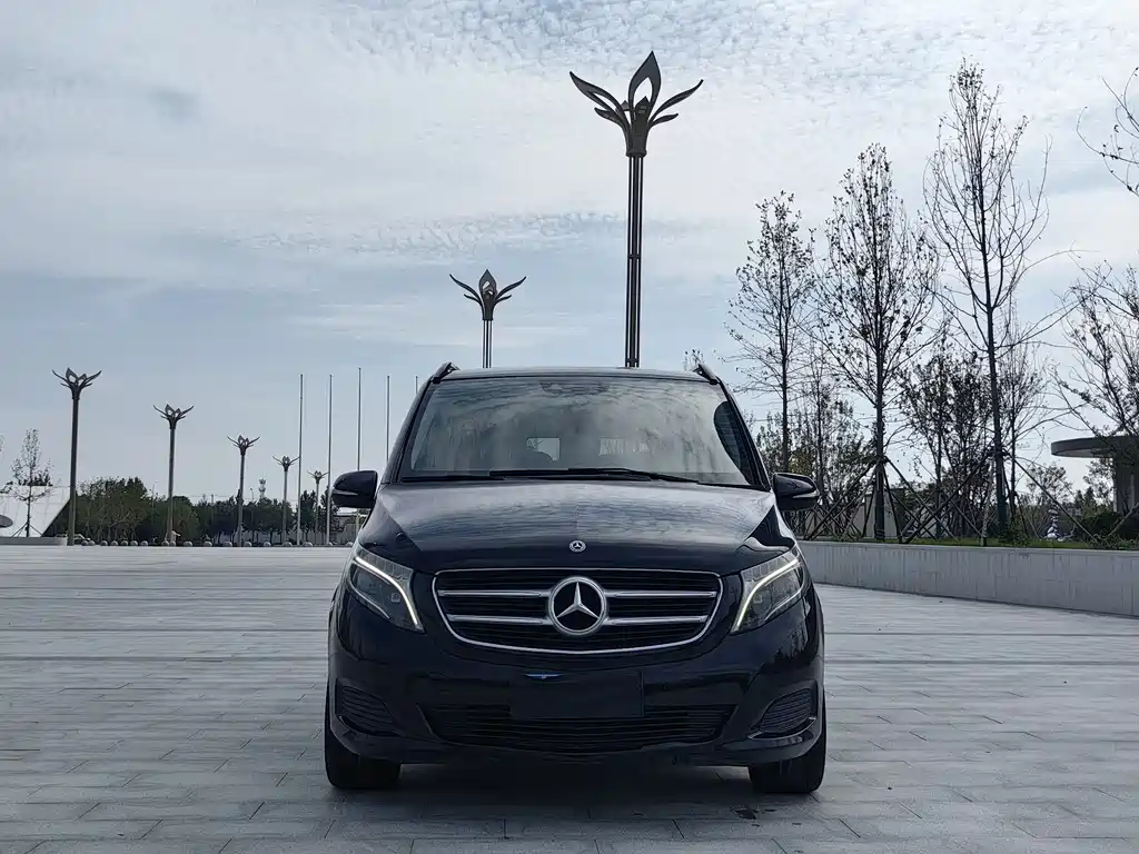 Mercedes-Benz V-Class 2020 — фото 3
