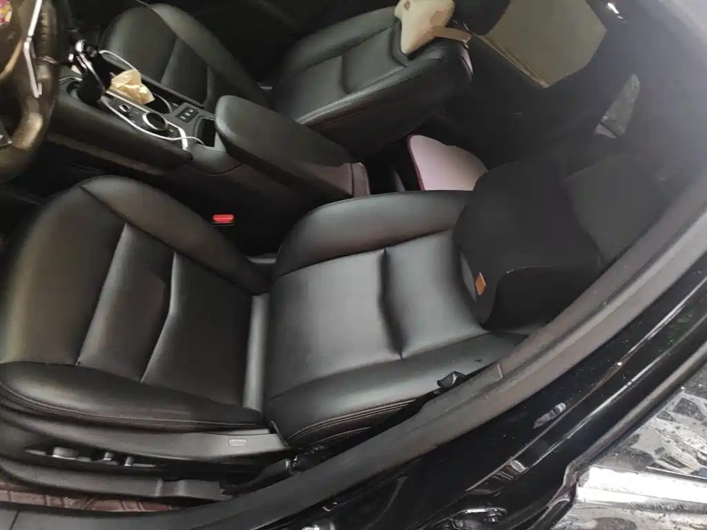 Cadillac XT5 2021 — фото 16
