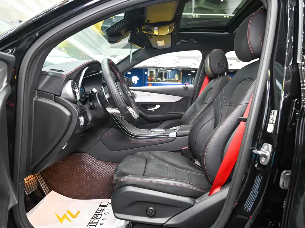 Mercedes-Benz GLC Coupe AMG 2020 — фото 14