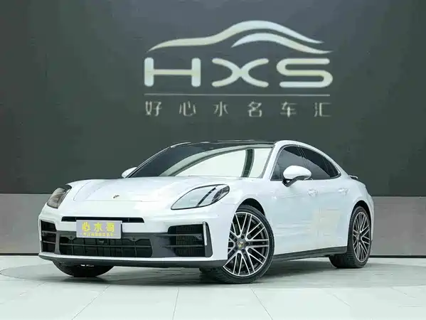 Porsche Panamera 2025