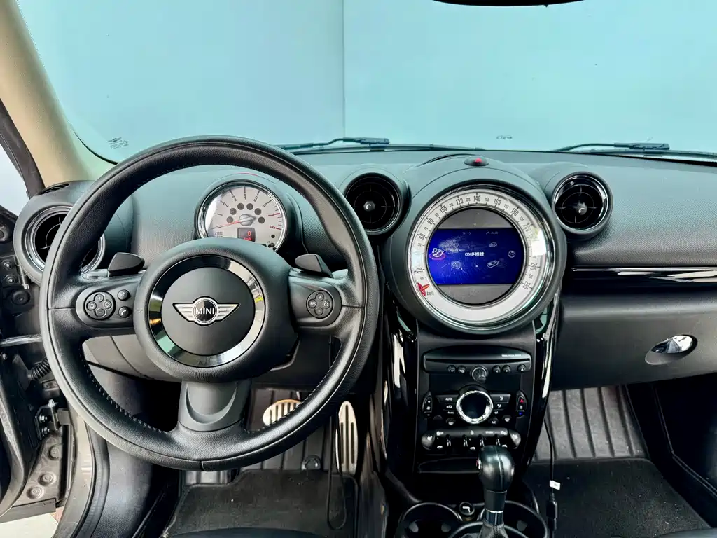 MINI Paceman 2014 — фото 15