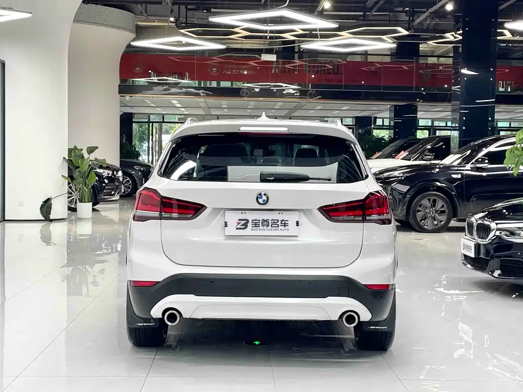 BMW X1 2021 — фото 20