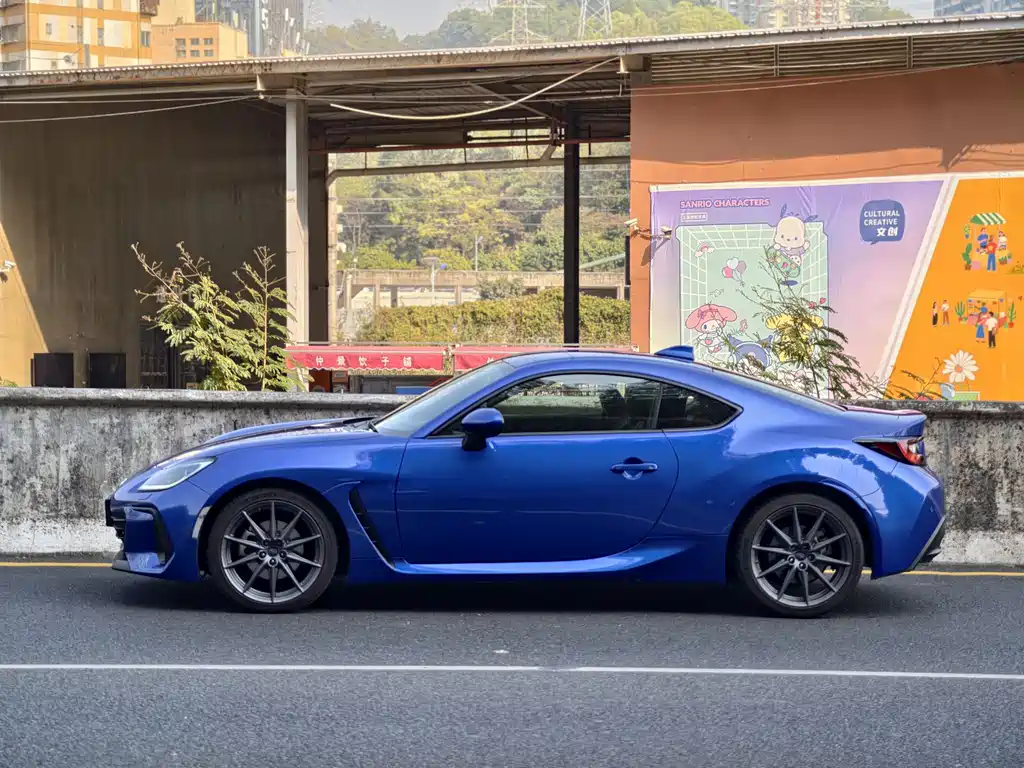 Subaru BRZ 2022 — фото 3