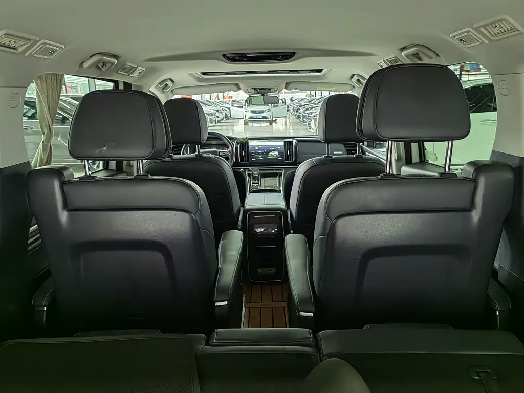 GAC Motor Trumpchi M8 2023 — фото 19
