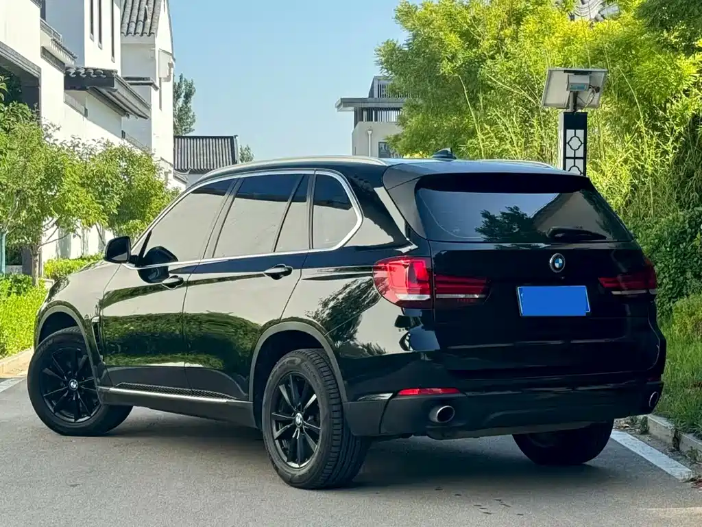 BMW X5 2017 — фото 7