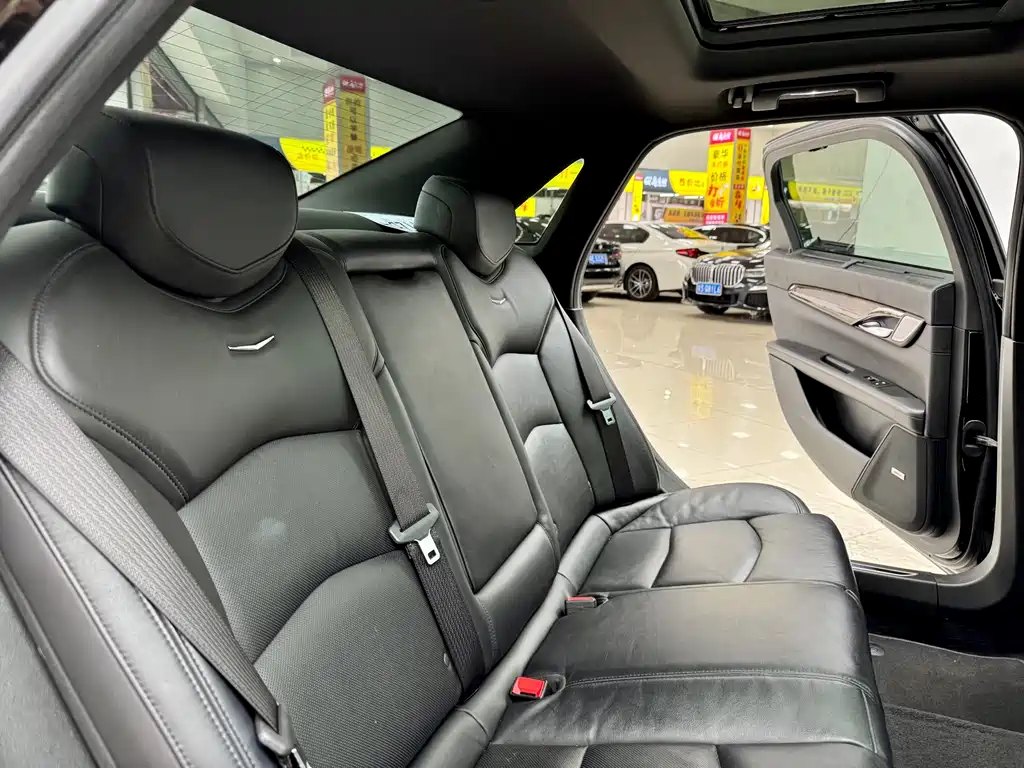 Cadillac CT6 2019 — фото 12
