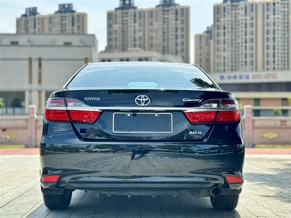 Toyota Camry 2017