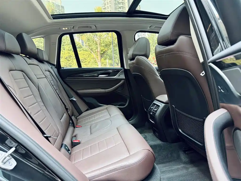 BMW X3 2020 — фото 15