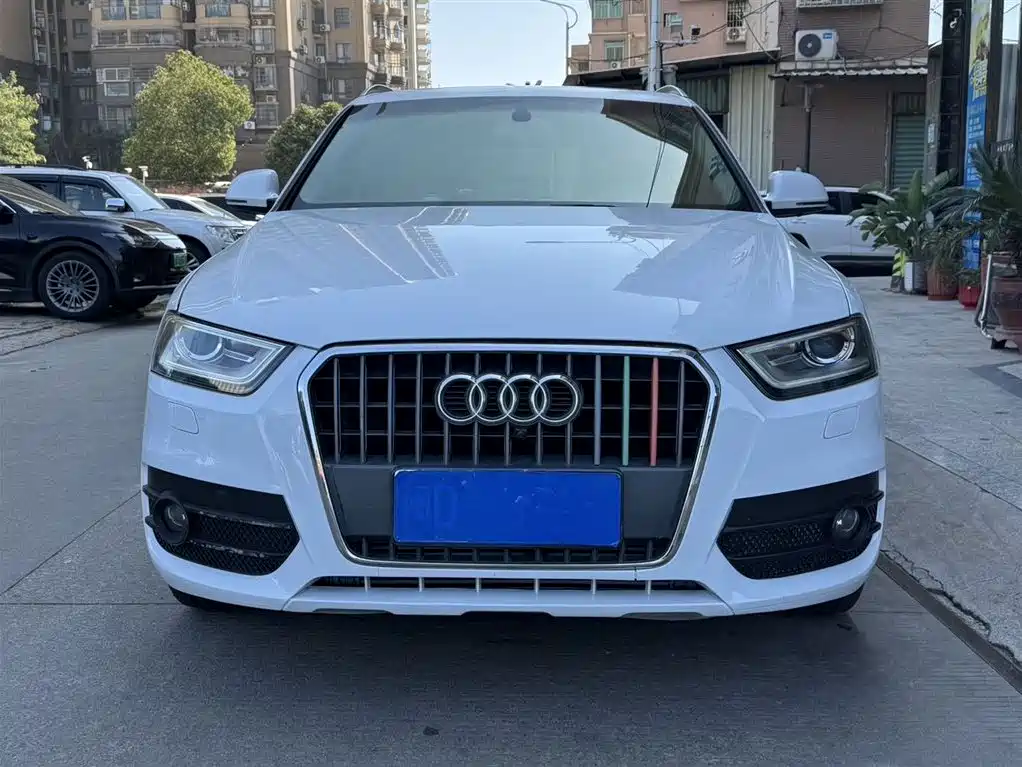 Audi Q3 2016 — фото 2