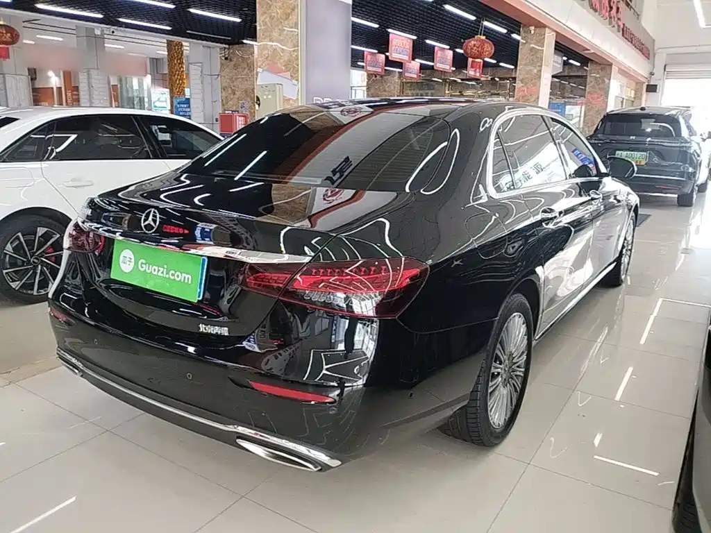 Mercedes-Benz E-Class 2022