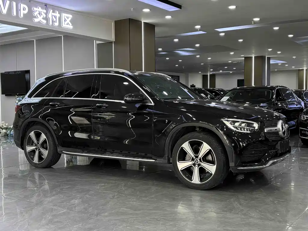 Mercedes-Benz GLC 2022 — фото 3