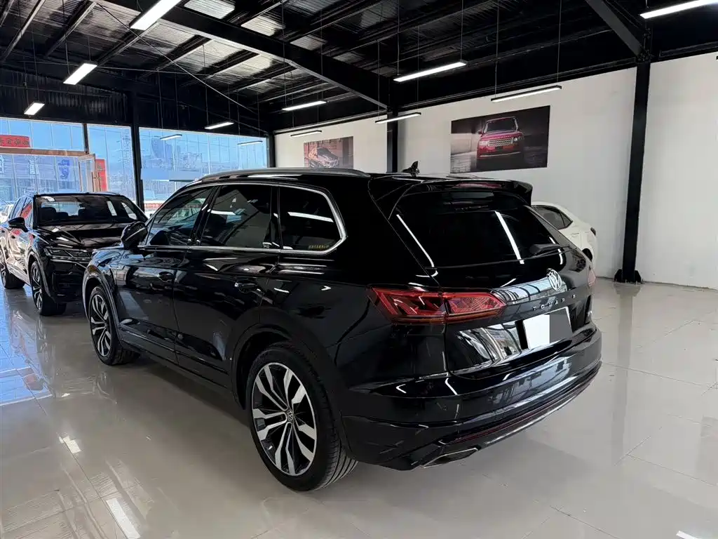 Volkswagen Touareg 2019 — фото 4