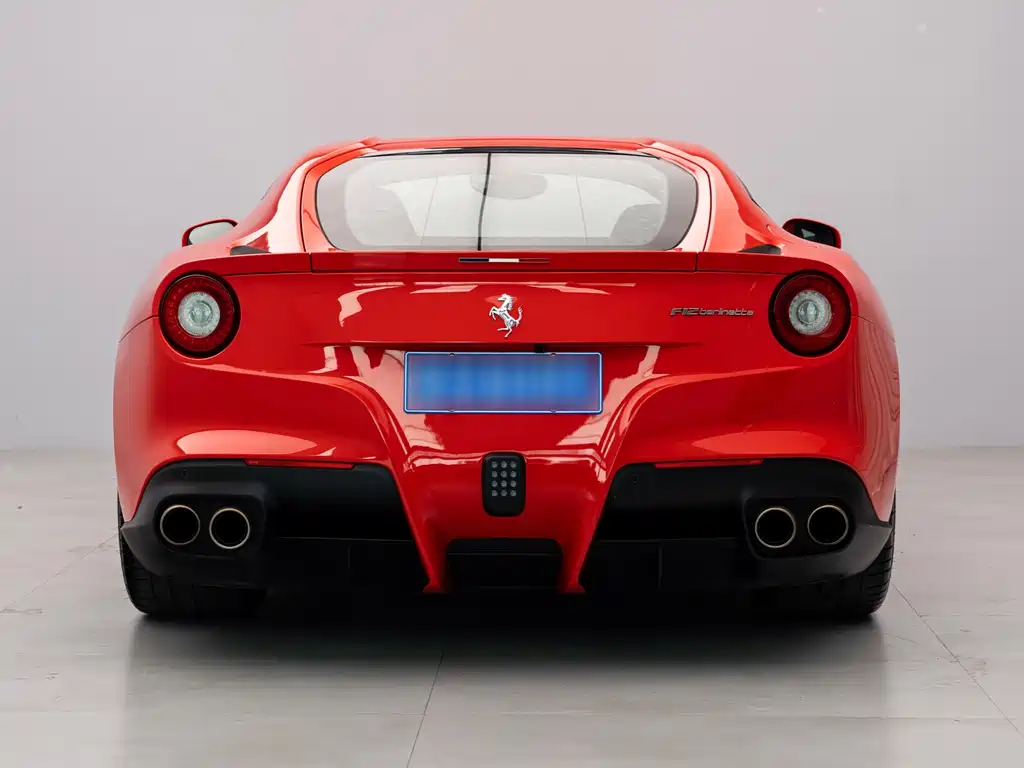 Ferrari F12berlinetta 2014 — фото 16