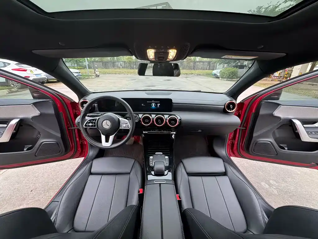 Mercedes-Benz A-Class 2020 — фото 5