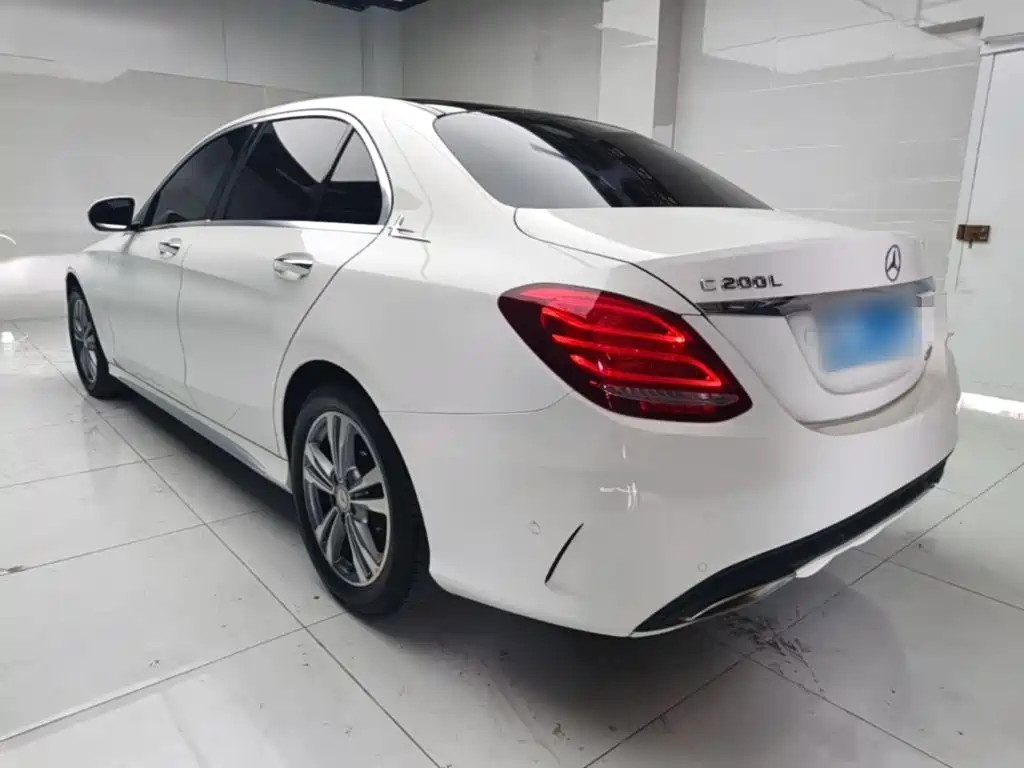 Mercedes-Benz C-Class 2017
