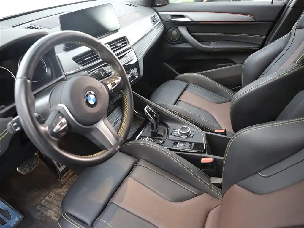 BMW X2 2023 — фото 9