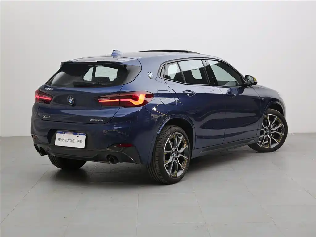 BMW X2 2023