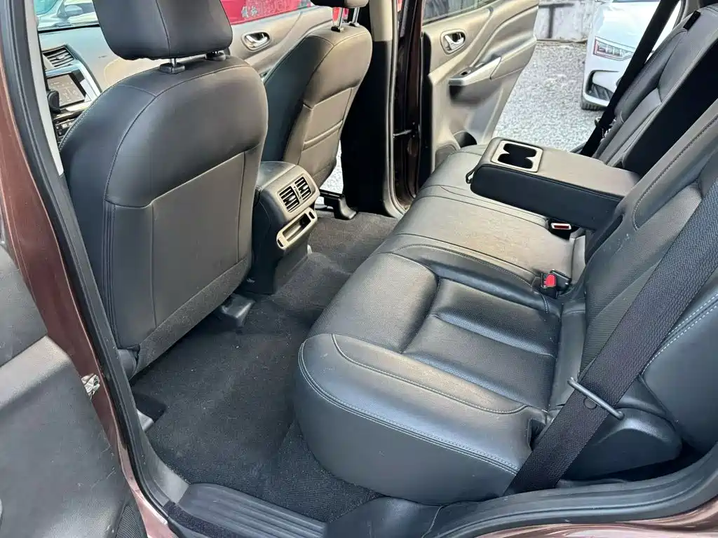 Nissan Terra 2020 — фото 15