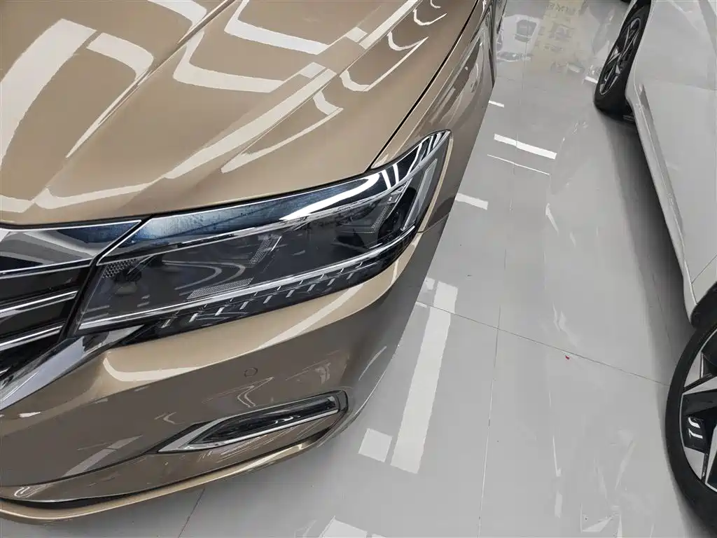 Volkswagen Passat 2020 — фото 22