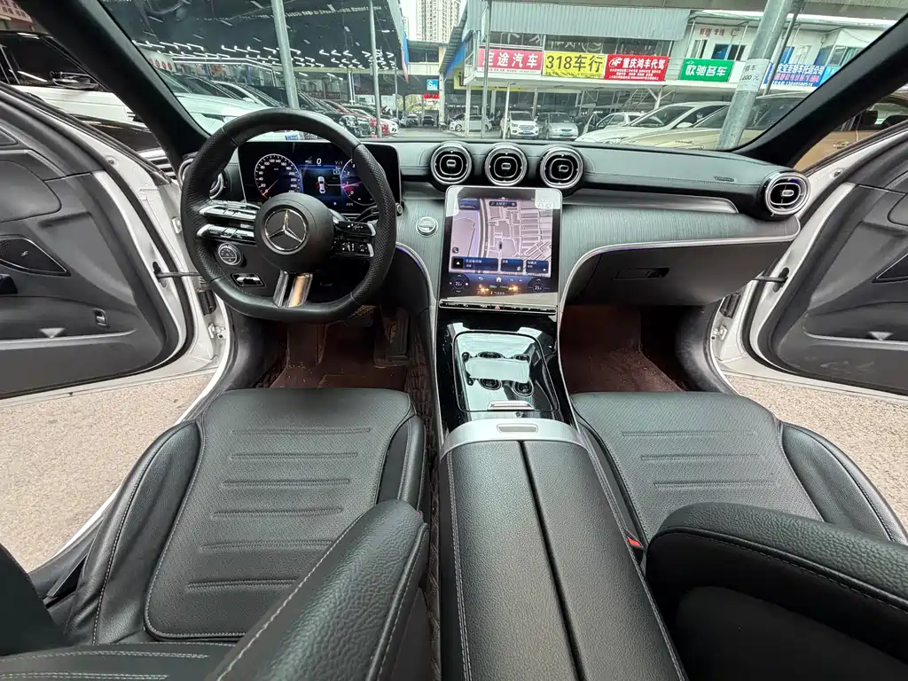 Mercedes-Benz C-Class 2023 — фото 17