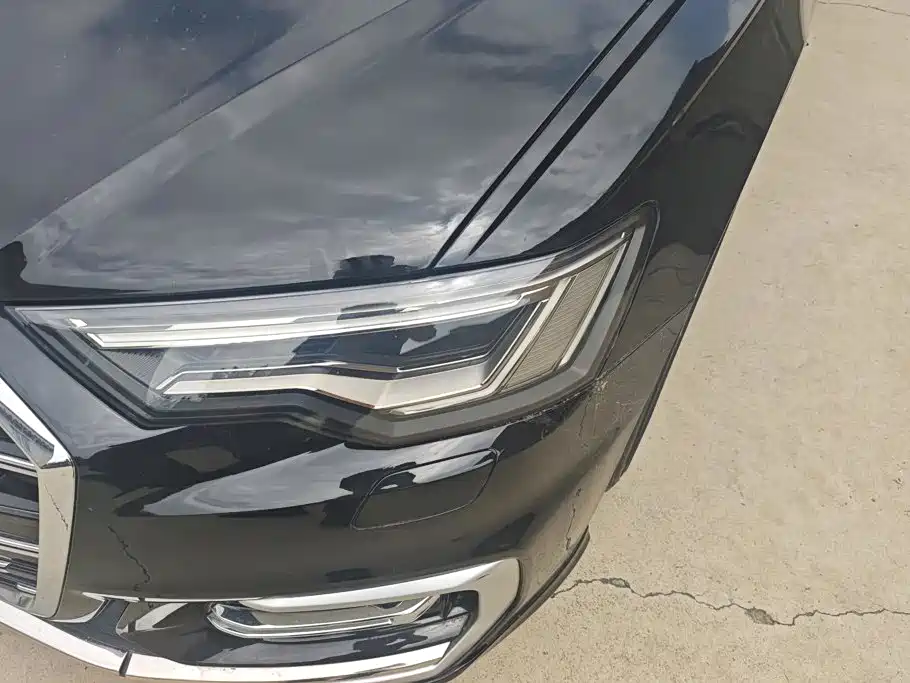 Audi A6L 2023