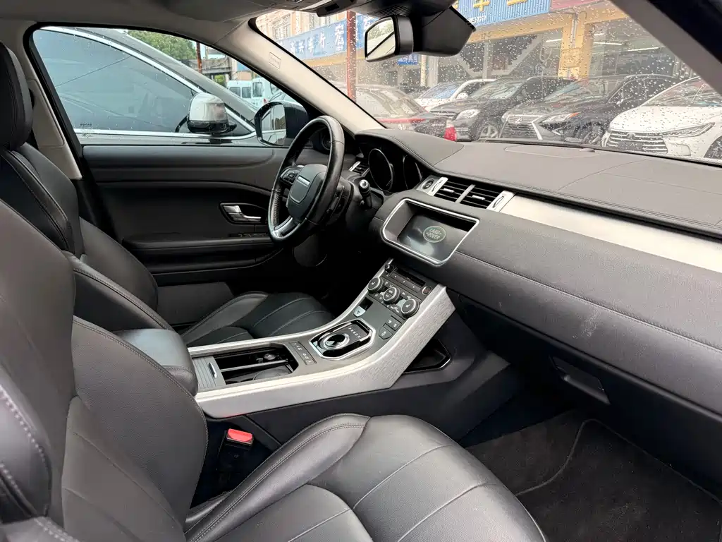Land Rover Range Rover Evoque 2018 — фото 13