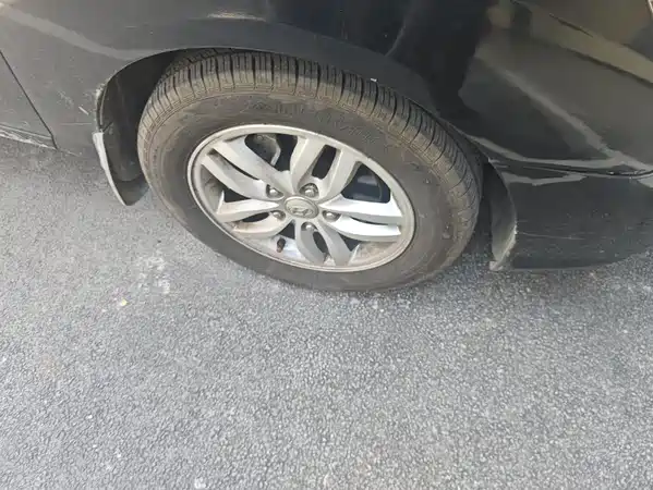 Hyundai Yuedong 2012