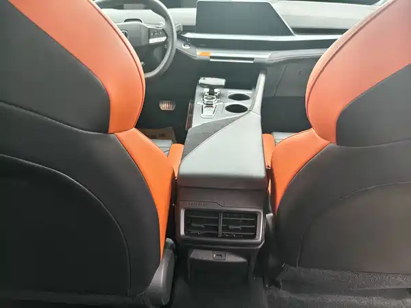 Changan UNI-V 2024