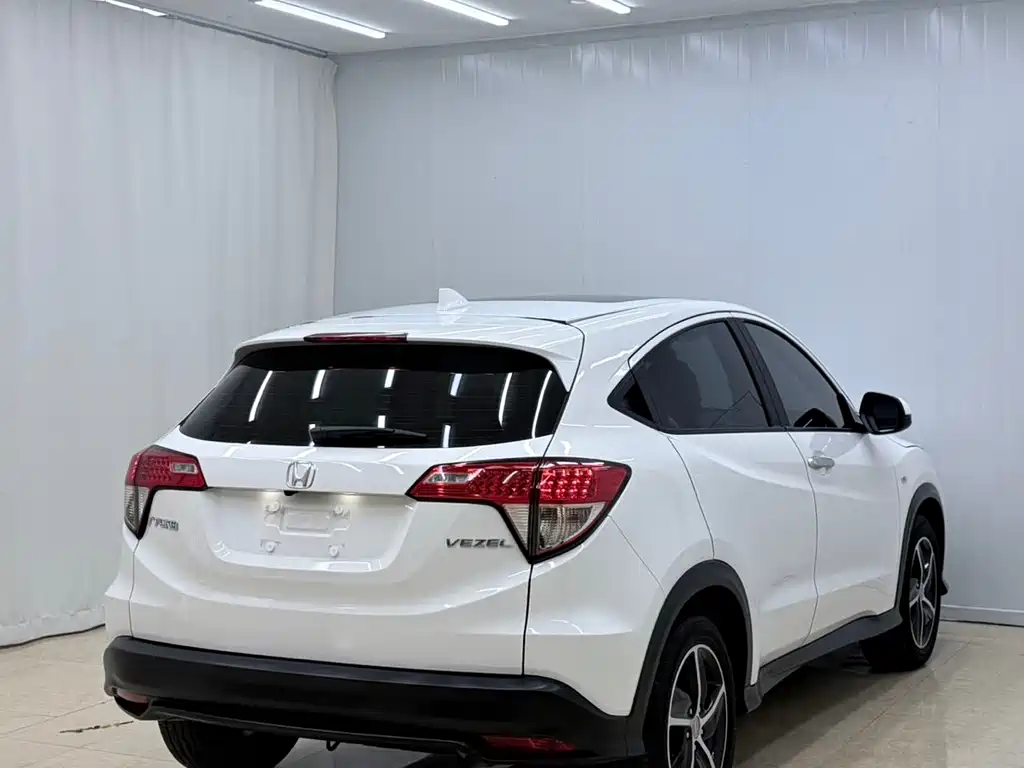 Honda Vezel 2022 — фото 4