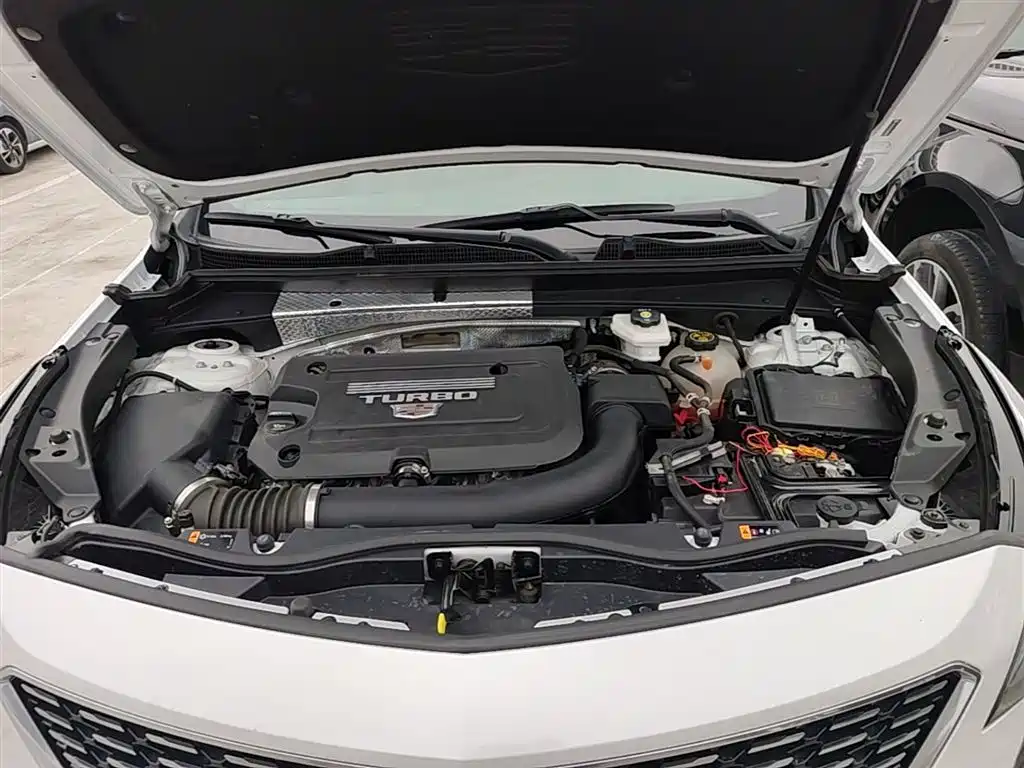 Cadillac XT4 2023 — фото 20