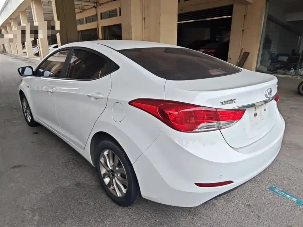 Hyundai Elantra Langdong 2015 — фото 5