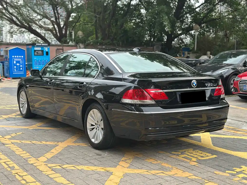 BMW 7 Series 2008 — фото 26