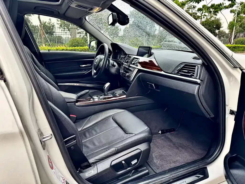 BMW 3 Series 2014 — фото 13