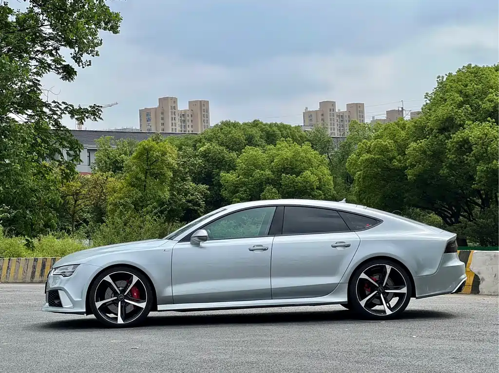 Audi A7 2016 — фото 18