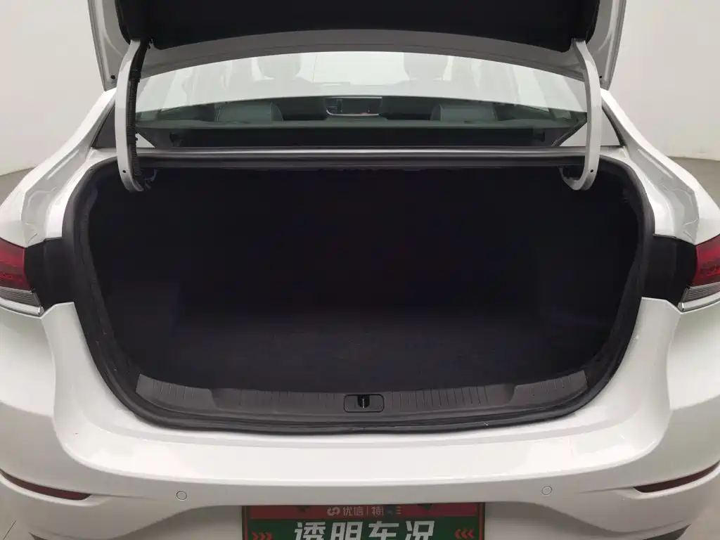 Buick Excelle 2023 — фото 16