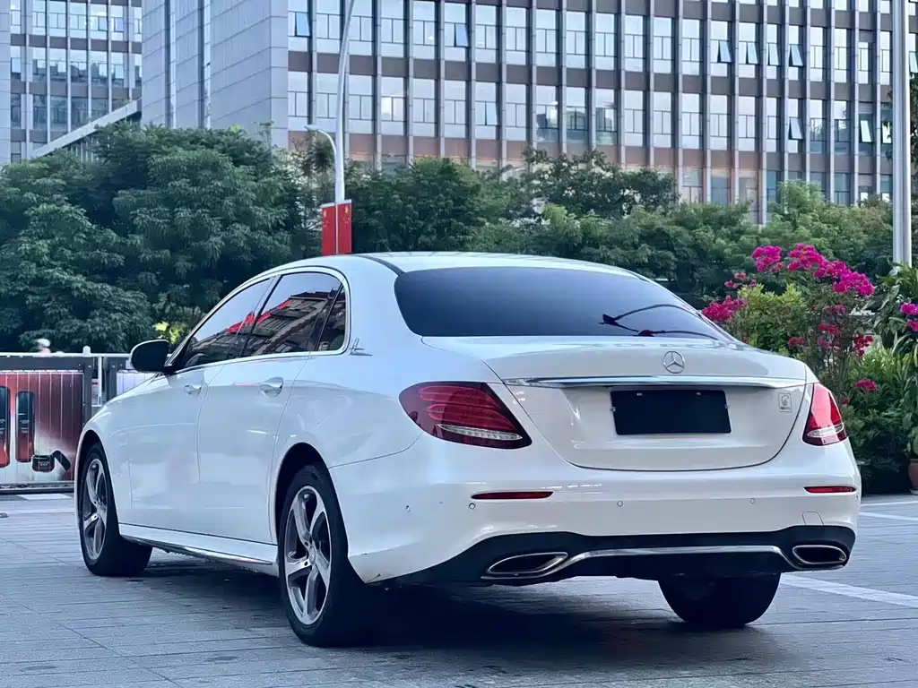 Mercedes-Benz E-Class 2017