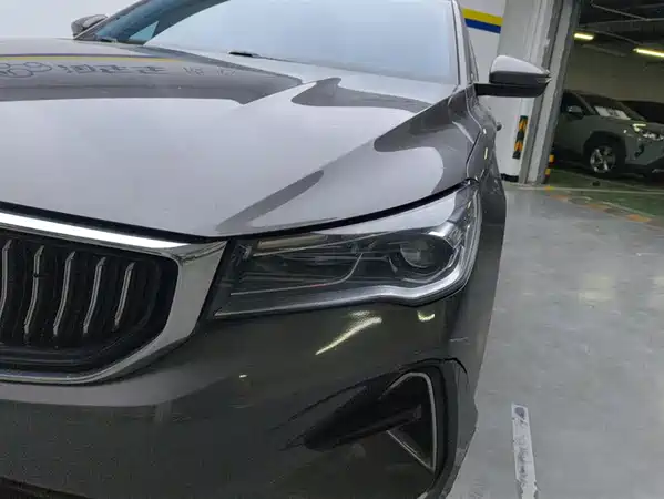 Geely Emgrand 2023