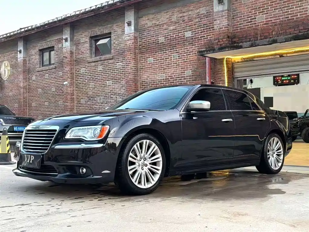 Chrysler 300C 2015