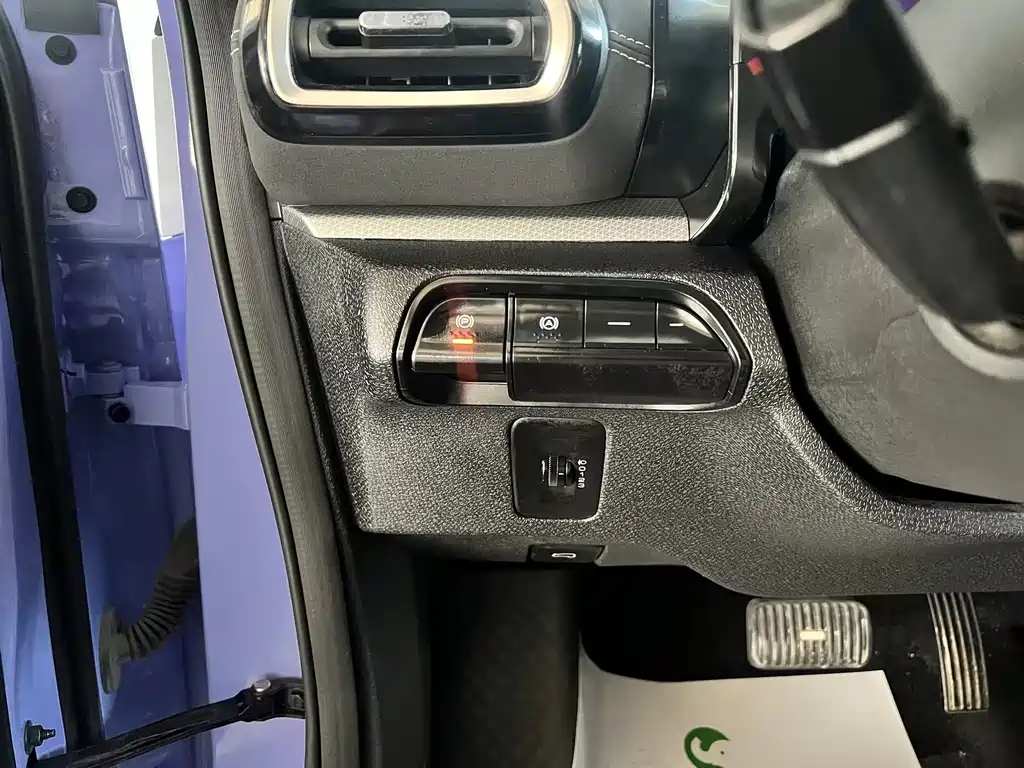 Baojun Kiwi EV 2023 — фото 22
