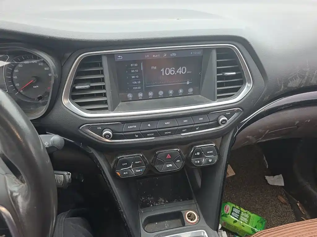 GAC Motor Trumpchi GS4 2015 — фото 20